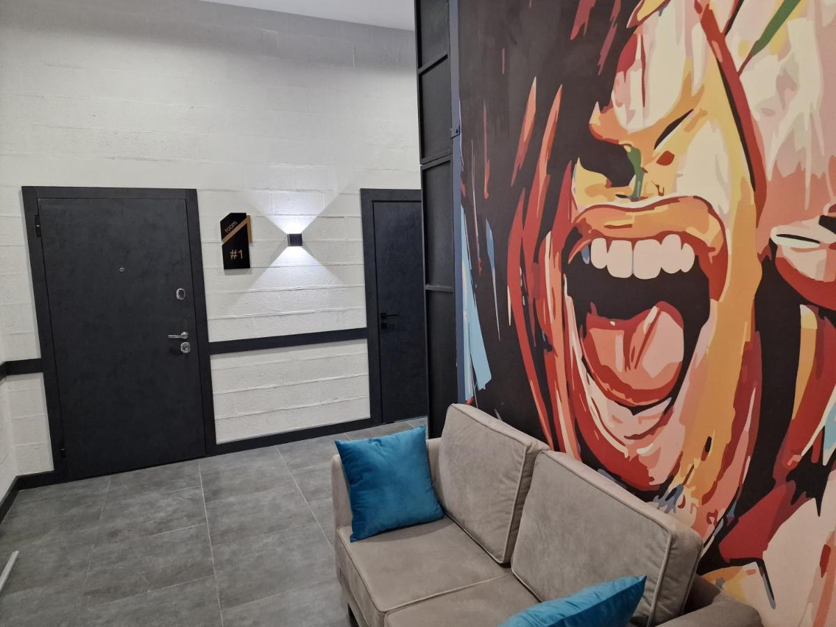Apart Hotel Loft Alma-Ata Exteriör bild