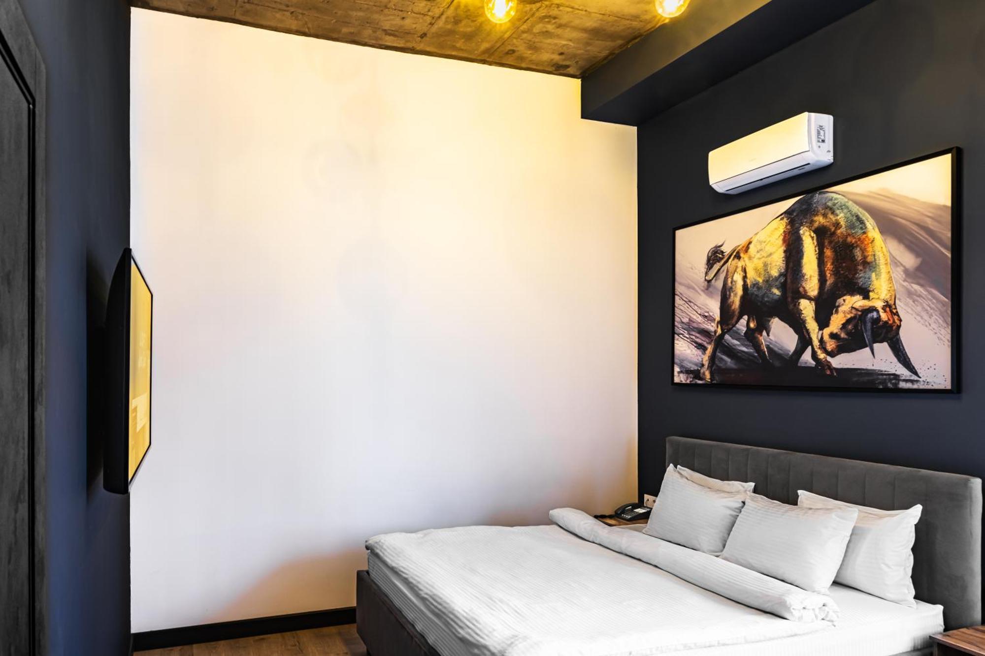 Apart Hotel Loft Alma-Ata Exteriör bild