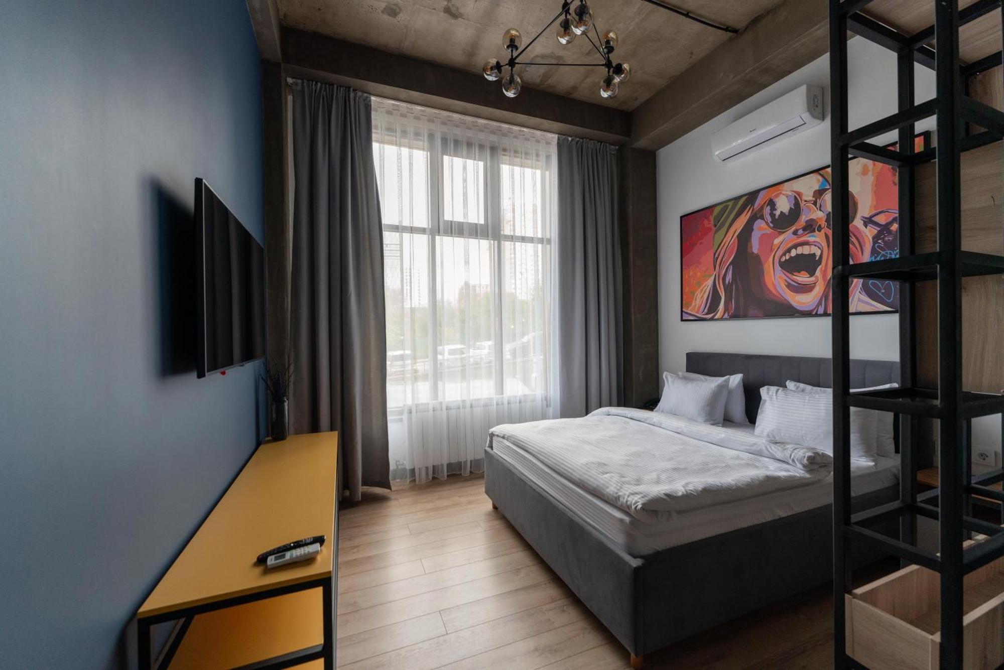 Apart Hotel Loft Alma-Ata Exteriör bild